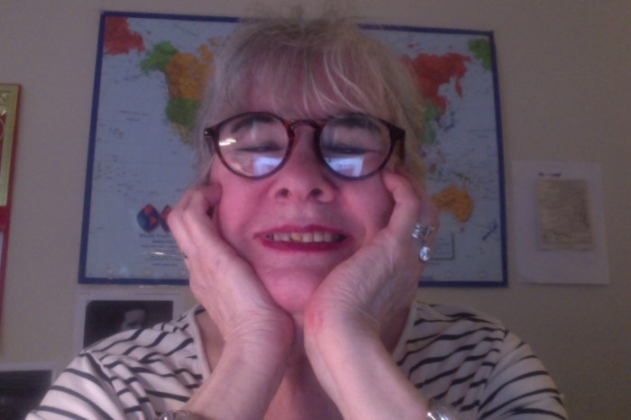 CHIN ON HANDS GOOD 1 6_11_18.jpg